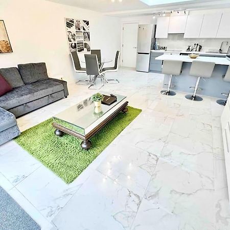 Paradigm House, Stunning 2-Bedroom Apartment 1, Free Parking, Оксфорд Екстер'єр фото