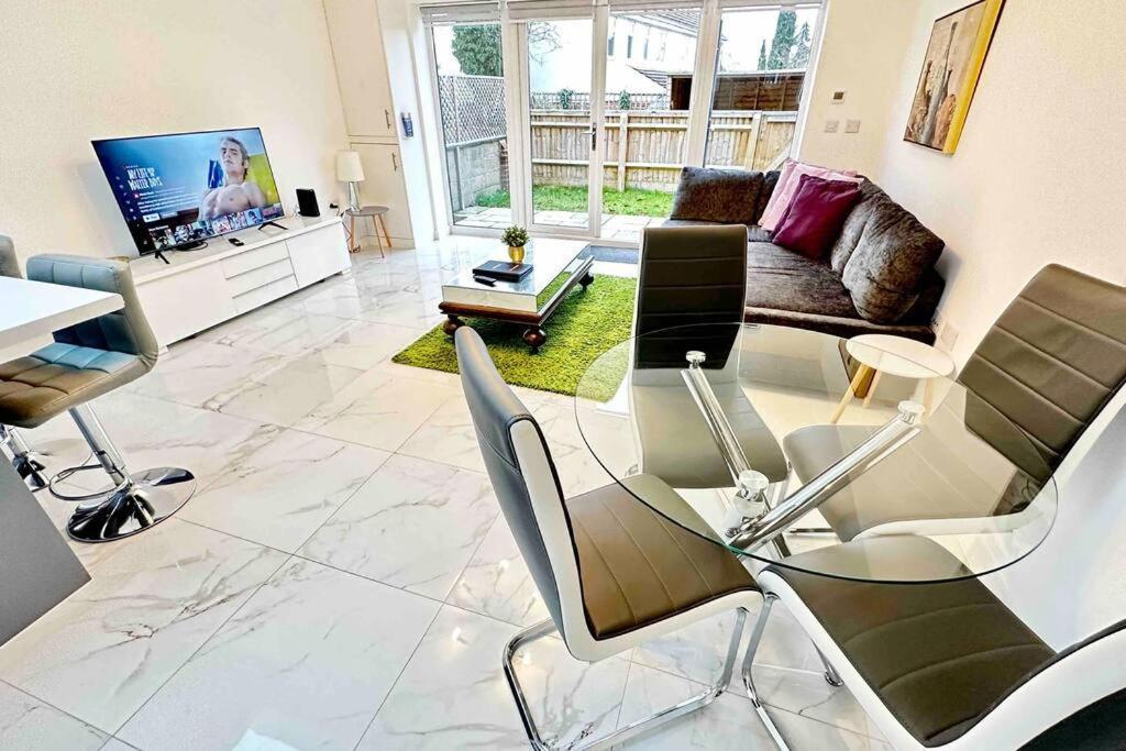 Paradigm House, Stunning 2-Bedroom Apartment 1, Free Parking, Оксфорд Екстер'єр фото